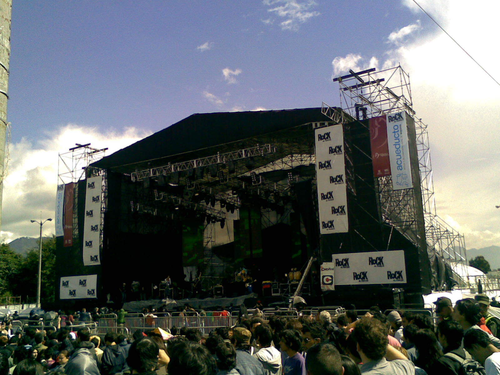 ./rock al parque 2008.jpg 